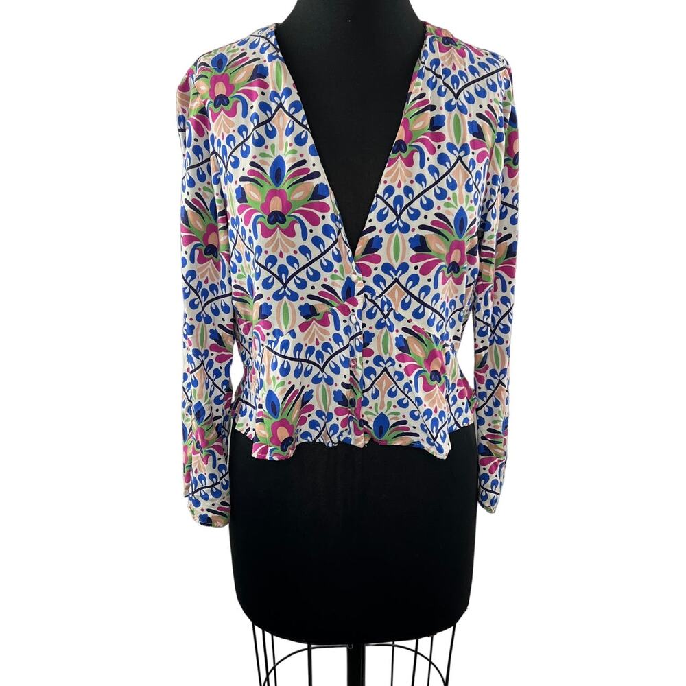 ZARA White Blue Red Print Bell Sleeve V-Neckline Button Down Shirt Size M Medium - Picture 2 of 9